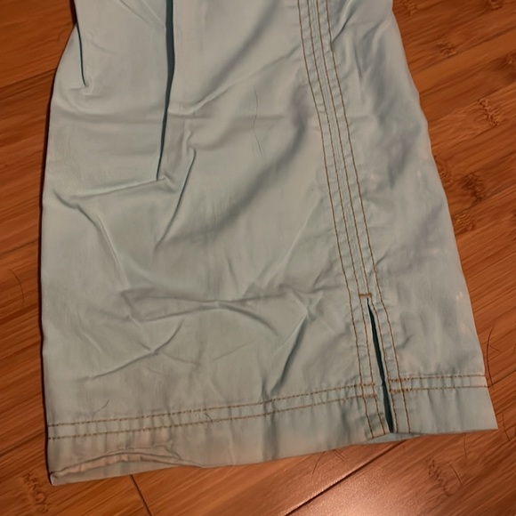 Koi scrub set leopard print blue cargo - Picture 13 of 14